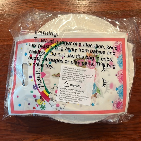 ☀️ NIP Unicorn 🦄 Theme Birthday Party Decorations - Picture 7 of 8